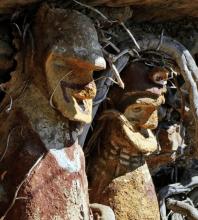 Los sarcófagos de Karajía